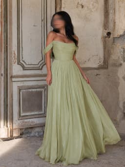 فستان سهرة طويل💚 1